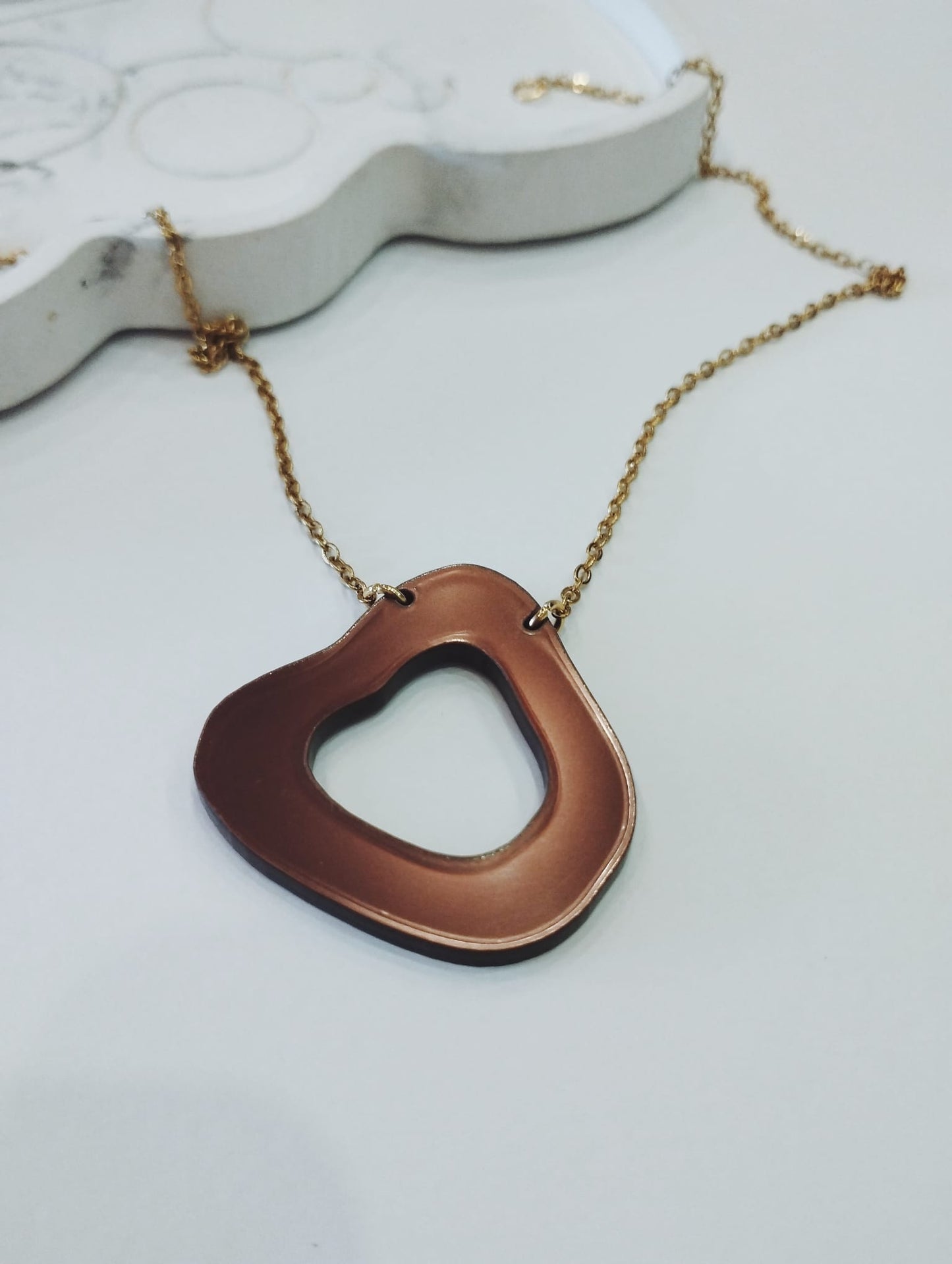 Greta collar