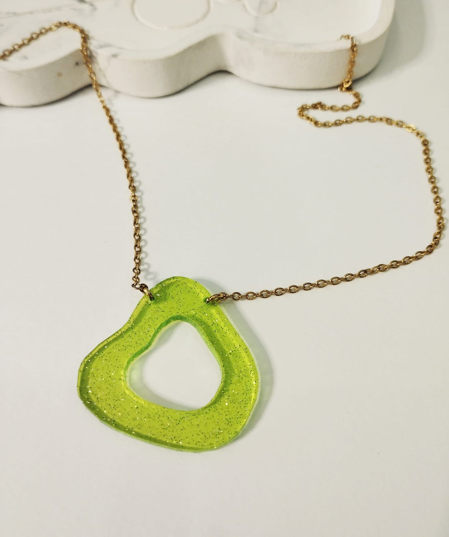Greta collar
