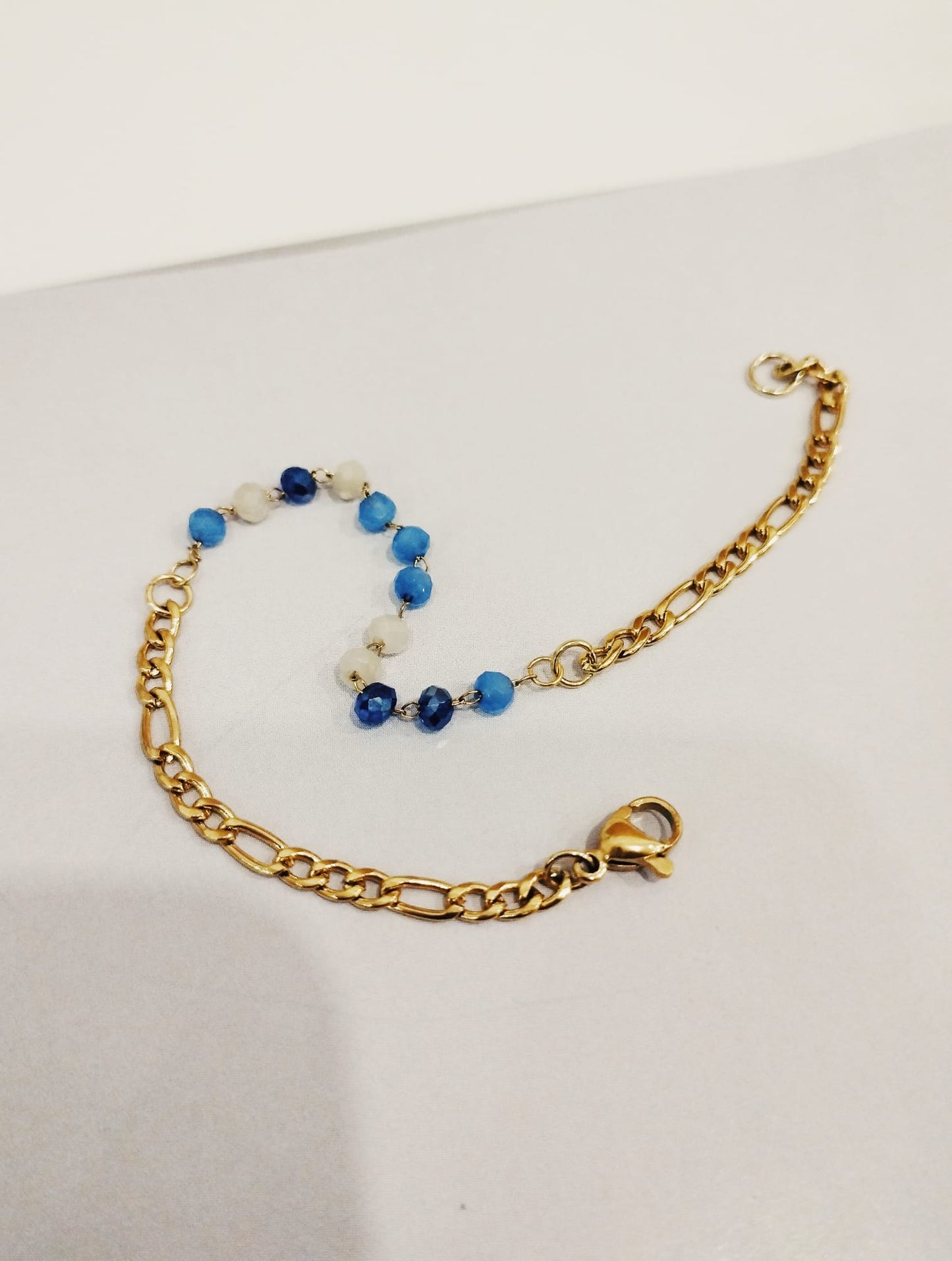 Única Nº05 – Pulsera cristalitos de color
